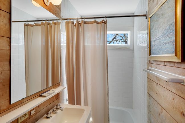 25 Fulling Mill Rd, House other with 4 bedrooms, 3 bathrooms and null parking in Chilmark MA | Image 12