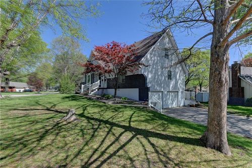 1510 Sw 19th St, Blue Springs, MO, 64015-5205 | Card Image