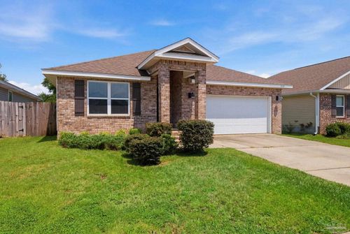 5673 Guinevere Ln, Milton, FL, 32583-5666 | Card Image