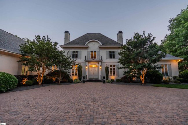 8 Fair Cliff Ct, House other with 4 bedrooms, 5 bathrooms and 3 parking in Landrum SC | Image 4