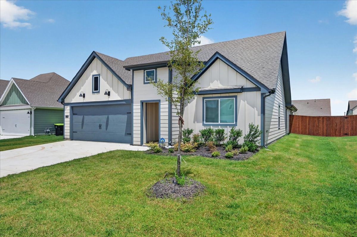 Residential Lease in Pilot Point 3