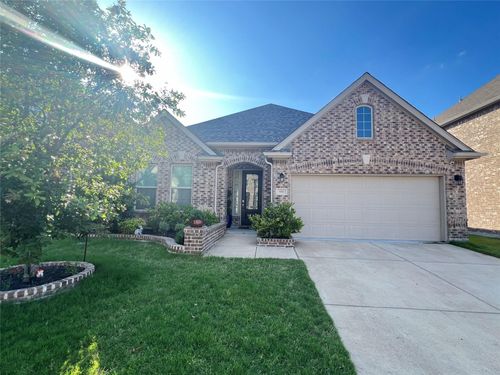 916 Sundrop Dr, Little Elm, TX, 75068-5174 | Card Image
