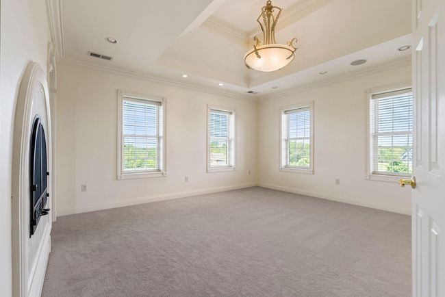 Primary Bedroom | Image 36