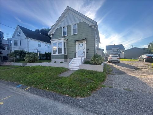 309 Station St, Cranston, RI, 02910-1317 | Card Image