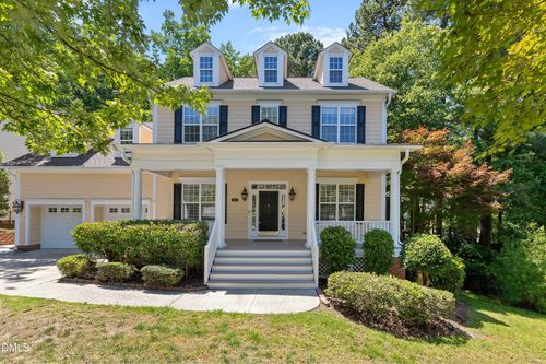 111 Sir Walker Ln, Cary, NC, 27519-5501 | Card Image