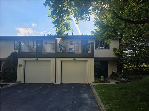 301 Alfred Pl, Greensburg, PA, 15601-9353 | Card Image