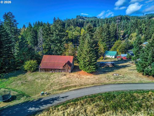 52 Frederickson St, Carson, WA, 98610-3287 | Card Image