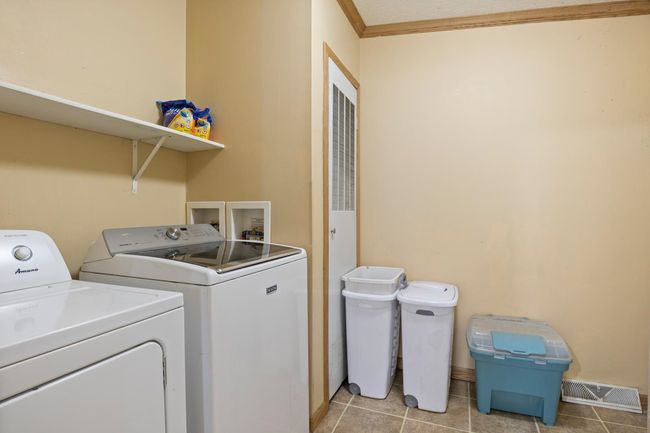 519 N Broadway St, House other with 3 bedrooms, 2 bathrooms and null parking in Mentone IN | Image 15