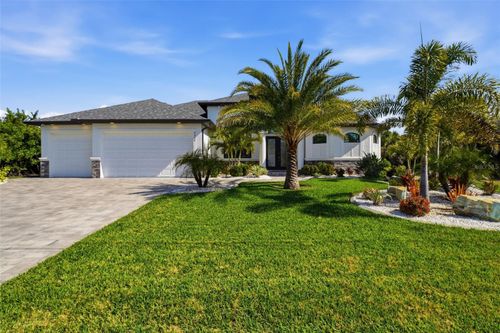 9326 Panama Cir, PORT CHARLOTTE, FL, 33981-5219 | Card Image
