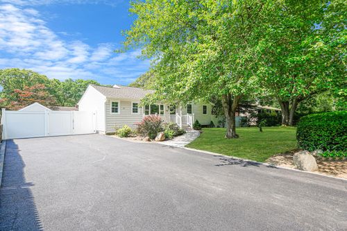14 Sycamore St, Centereach, NY, 11720-1726 | Card Image