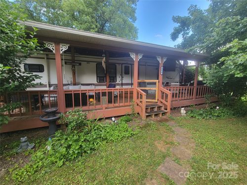 284 Aqua Vista Loop, Waynesville, NC, 28785-9361 | Card Image