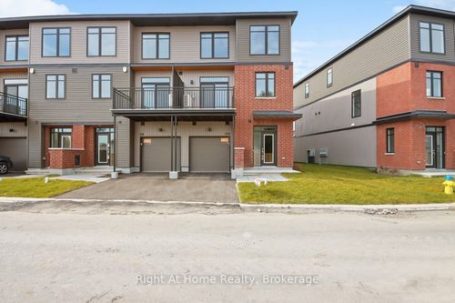 533 Lourmarin Private Street, Orleans - Cumberland and Area, ON, K4A5M2 | Card Image