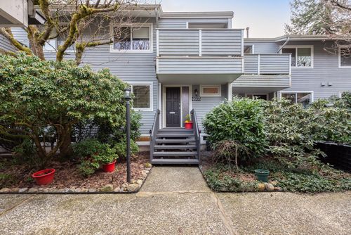 4603 Hoskins Road, North Vancouver, BC, V7K2R2 | Card Image