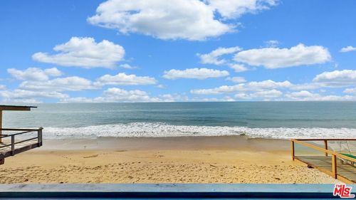 24528 Malibu Rd, MALIBU, CA, 90265 | Card Image