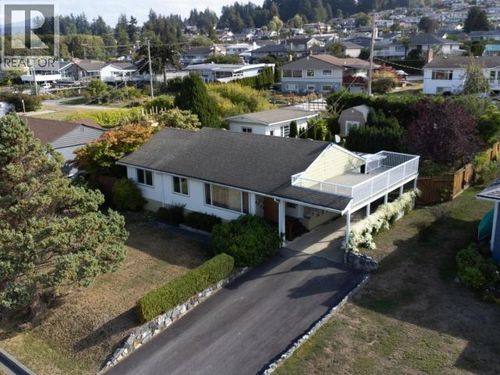 4006 Gordon Ave, Powell River, BC, V8A2T9 | Card Image