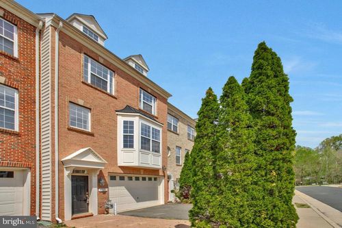 9786 Corbett Pl, MANASSAS PARK, VA, 20111-7002 | Card Image