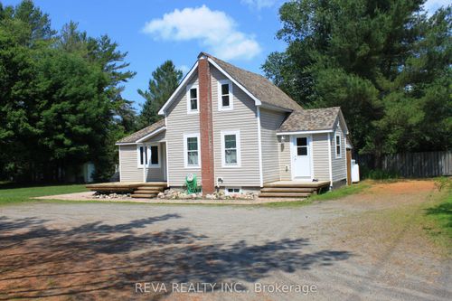 15615 Hwy 35 Highway, Algonquin Highlands, ON, K0M1J2 | Card Image