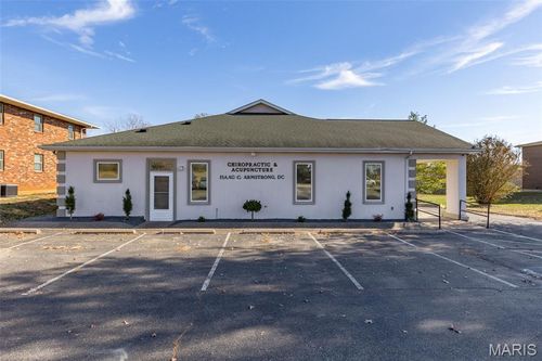 160 Westmount Dr, Farmington, MO, 63640-2970 | Card Image
