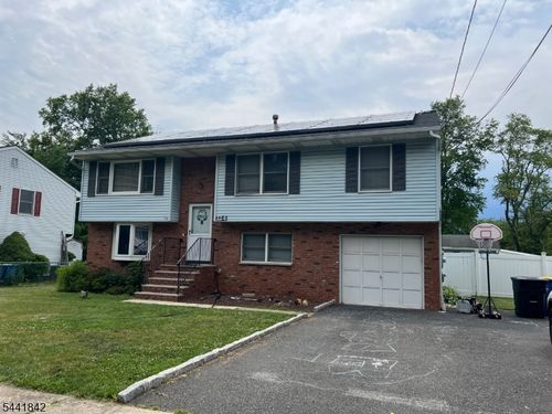 224 Howard Ave, Somerset, NJ, 08873-1023 | Card Image
