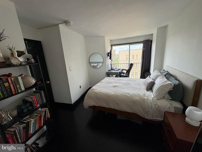 APT-1005 - 1239 Vermont Ave Nw, Condo with 2 bedrooms, 2 bathrooms and null parking in WASHINGTON DC | Image 4