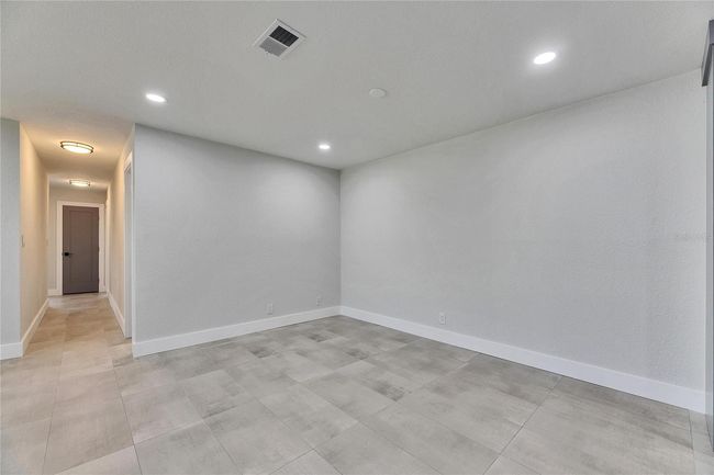 APT-1 - 1025 Apollo Beach Blvd, Condo with 3 bedrooms, 2 bathrooms and null parking in APOLLO BEACH FL | Image 19