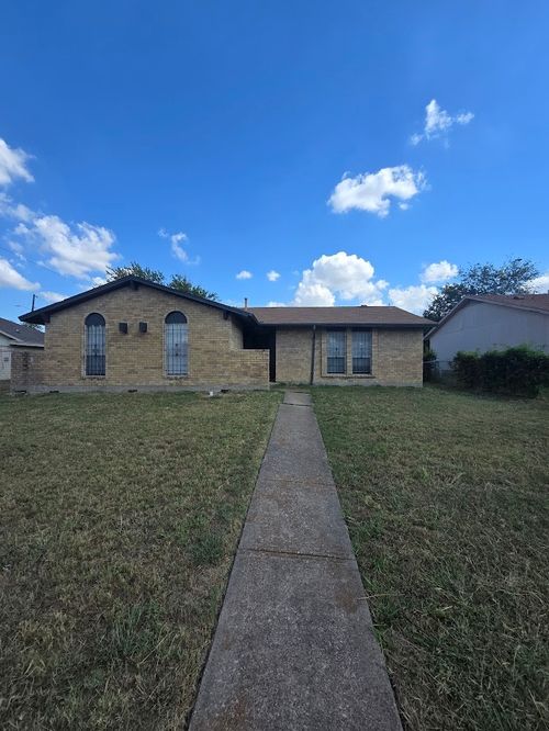 7810 Mirage Valley Dr, Dallas, TX, 75232-4212 | Card Image
