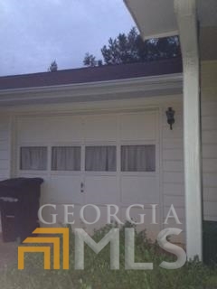Residential Lease in Stockbridge 2