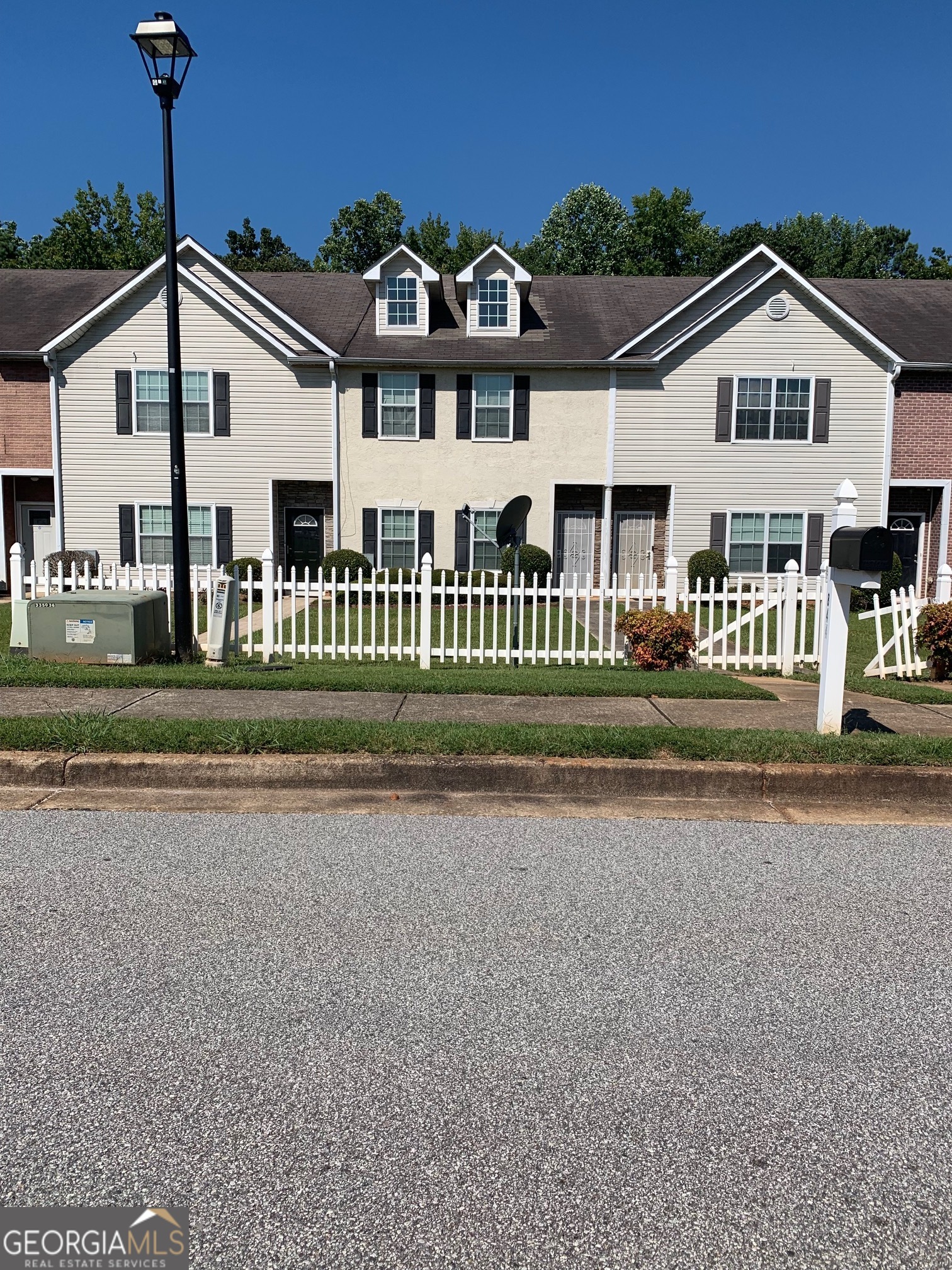 Commerce Blvd, Riverdale, GA 30296
