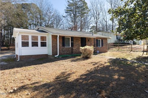 2801 Quince Dr, Raleigh, NC, 27610-5764 | Card Image