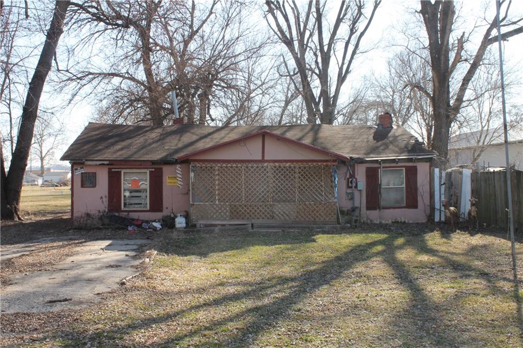 Jamesport St, Saint Joseph, MO 64504