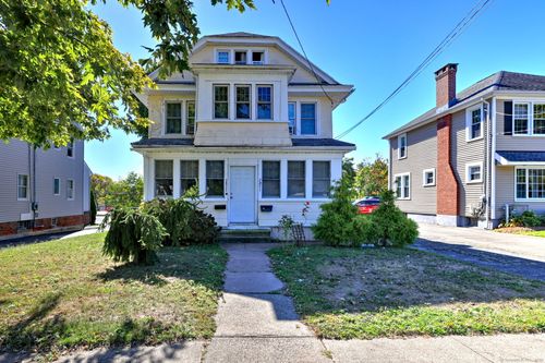 2831 Dixwell Ave, Hamden, CT, 06518-3101 | Card Image