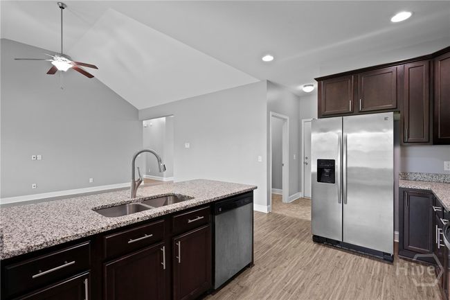 7 Sail Maker Ln, House other with 4 bedrooms, 2 bathrooms and null parking in Richmond Hill GA | Image 16