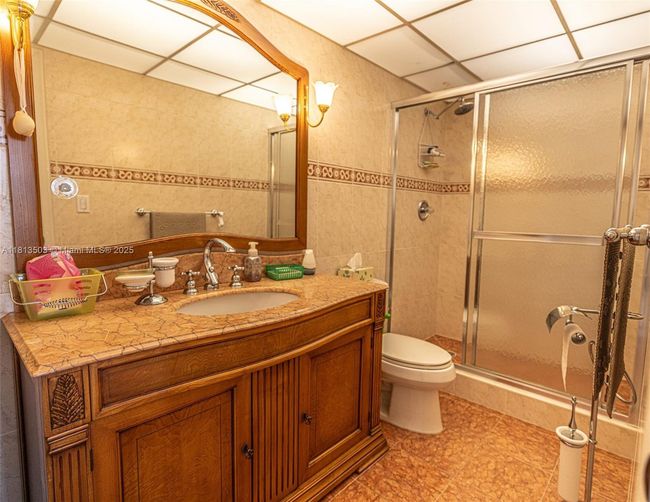 APT-1809 - 2841 N Ocean Blvd, Condo with 2 bedrooms, 2 bathrooms and null parking in Fort Lauderdale FL | Image 9