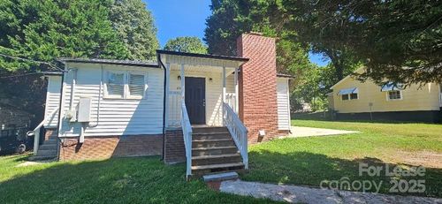 214 W Church St, Stanley, NC, 28164-1716 | Card Image