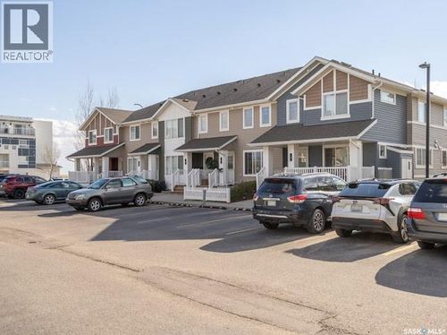 9-5752 Gordon Rd, Regina, SK, S4W0M1 | Card Image
