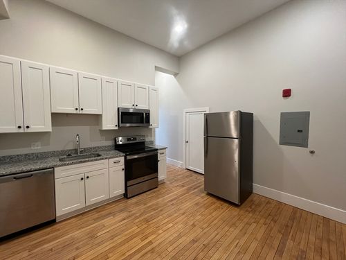 apt-22-34 Saint Joseph St, Fall River, MA, 02723-2059 | Card Image