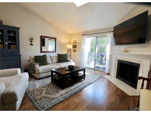 apt-206-3320 S Ammons St, Lakewood, CO, 80227-6369 | Card Image