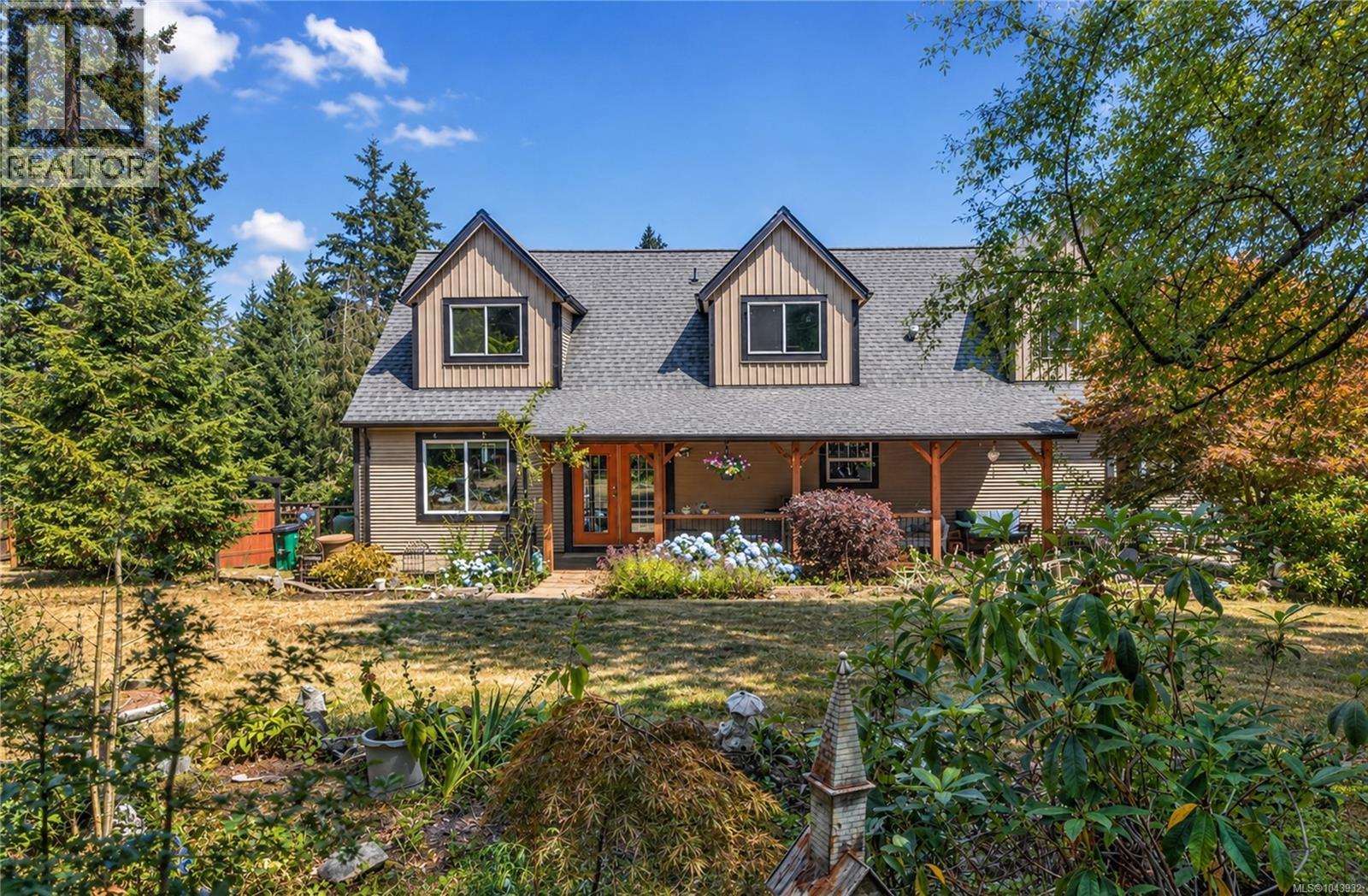 Residential in Cowichan Bay