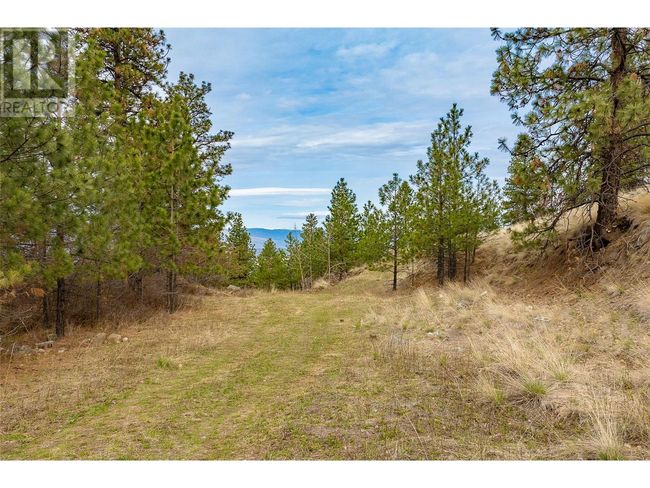 5601 Twin Creek Pl, Home with 0 bedrooms, 0 bathrooms and null parking in Kelowna BC | Image 29