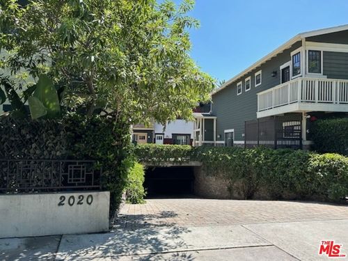 14-2020 Holly Dr, Los Angeles, CA, 90068-3809 | Card Image