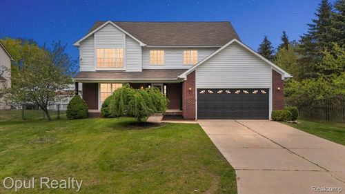 6728 Eckerman Dr, Troy, MI, 48085-1224 | Card Image