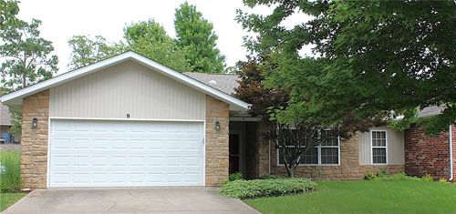 9 Peachtree Cir, Holiday Island, AR, 72631-9398 | Card Image