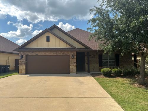 422 Momma Bear Dr, College Station, TX, 77845-2454 | Card Image
