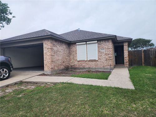 1006 Livermore St, Portland, TX, 78374-4209 | Card Image