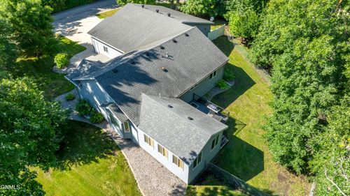 315 Maust Way, Horace, ND, 58047 | Card Image