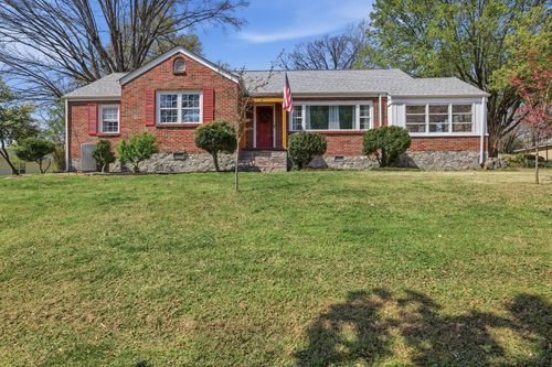719 Belvoir Ave, Chattanooga, TN, 37412-2644 | Card Image