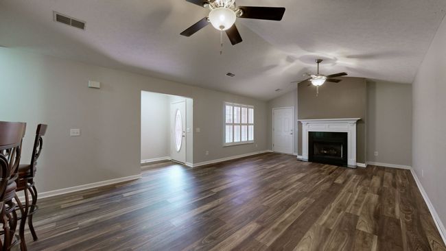 UNIT-202 - 816 Lock 4 Rd, Condo with 3 bedrooms, 2 bathrooms and 2 parking in Gallatin TN | Image 4