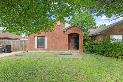 734 Lemons St, Cedar Hill, TX, 75104-7933 | Card Image