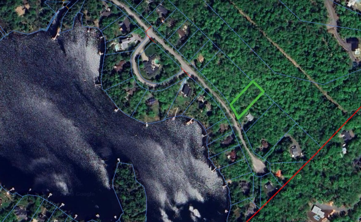 Land in Saint-Sauveur 2