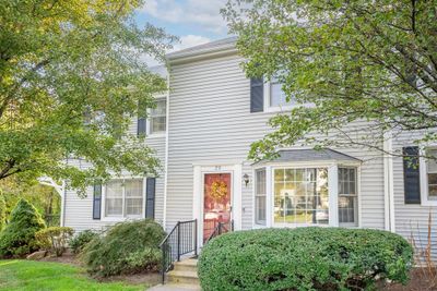 23 - 23 Shadow Brook Est, Condo with 3 bedrooms, 1 bathrooms and 2 parking in South Hadley MA | Image 2